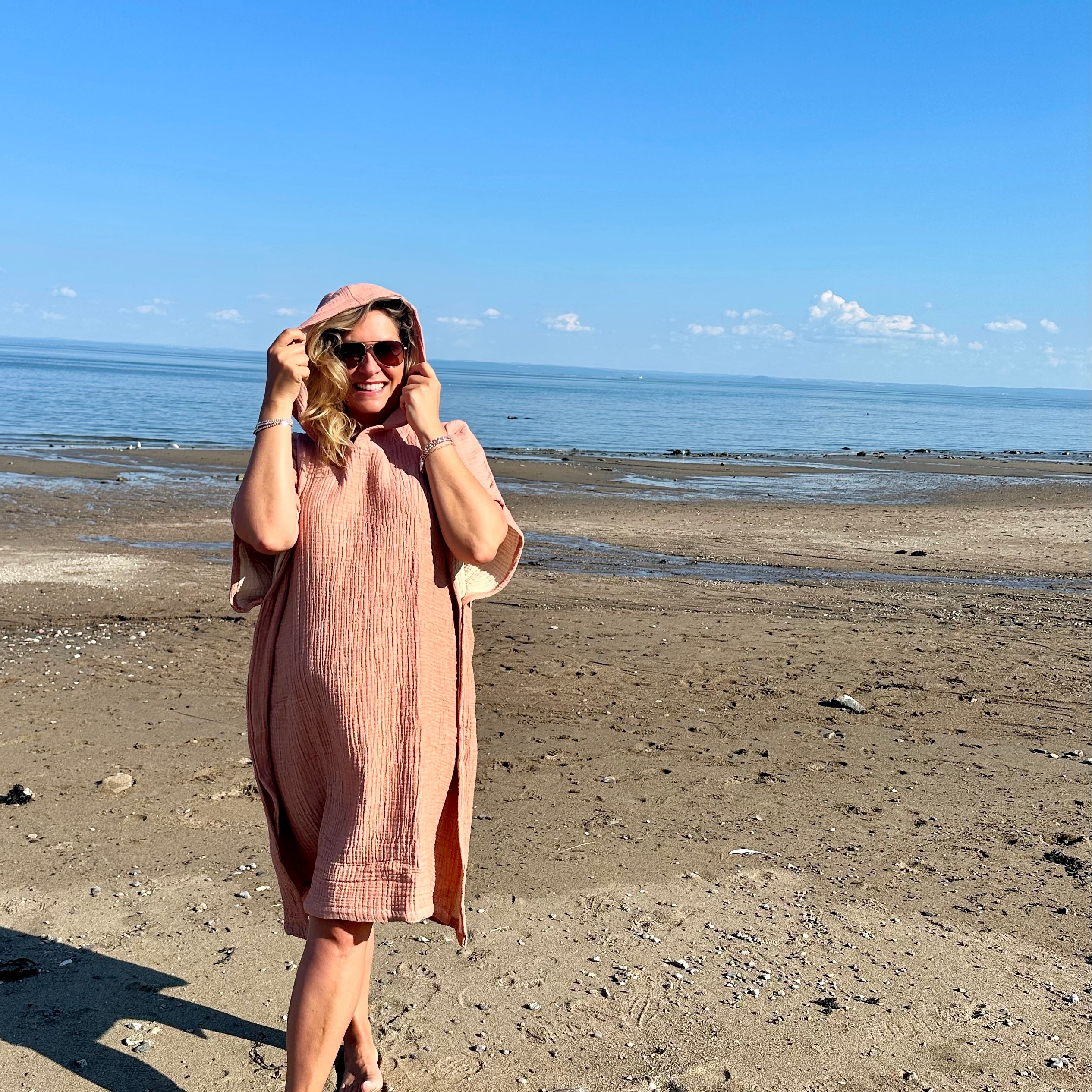 Flowy, breathable and stylish — Mia is poncho perfection.