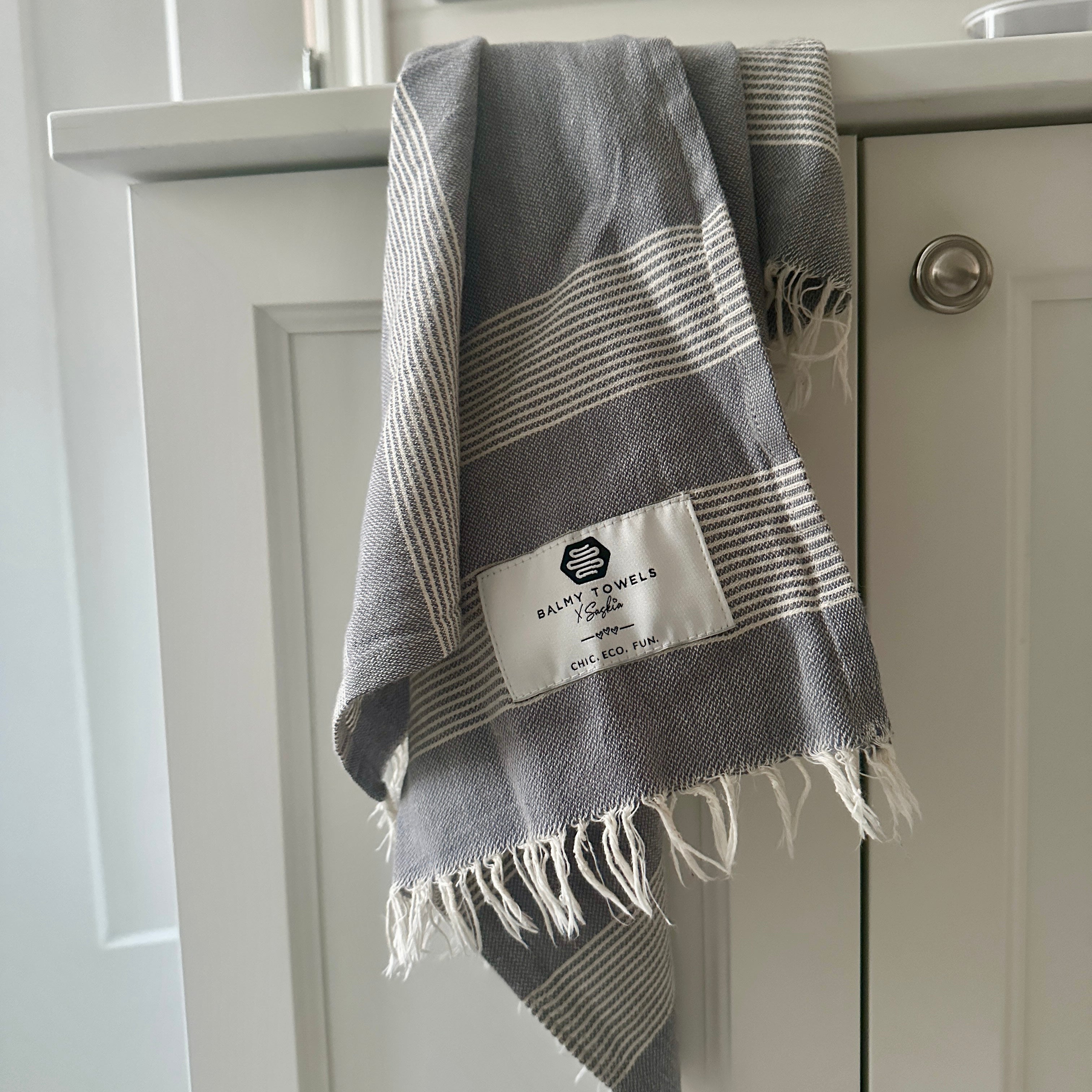 Compact and absorbent mini towel – Cape Cod style, perfect for daily use