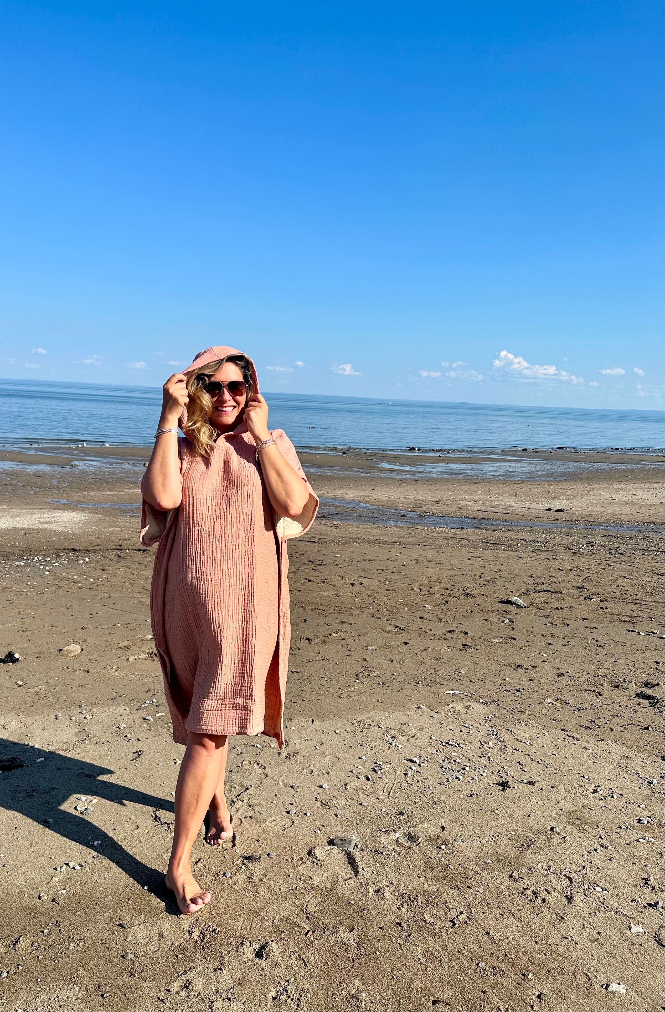 Flowy, breathable and stylish — Mia is poncho perfection.
