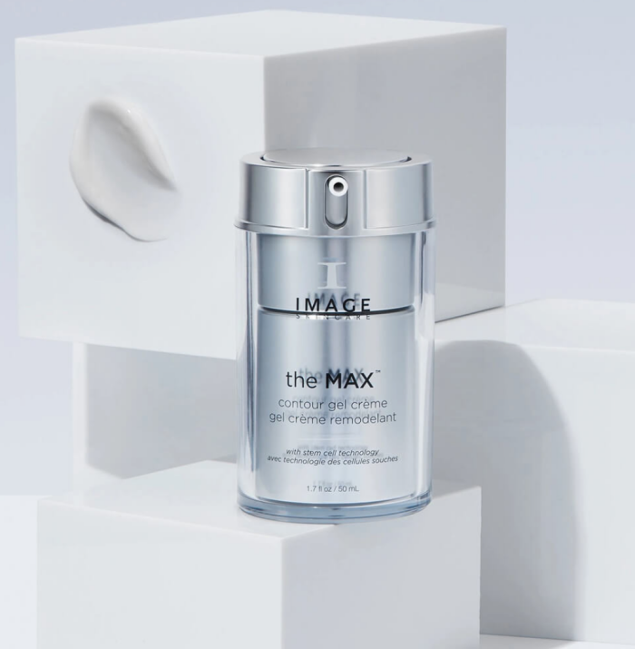 Silver Image Skincare the MAX contour gel crème pump jar, 50 mL, on white cubes with a cream swatch behind